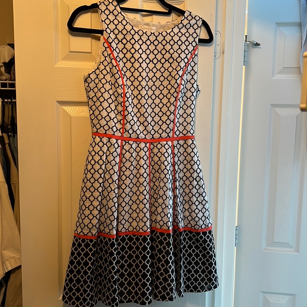 Jessica Simpson Black and White Geometric Dress with Red Accents Size 4